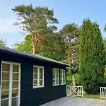 Originalt 1930'er Traehus Naer Rude *